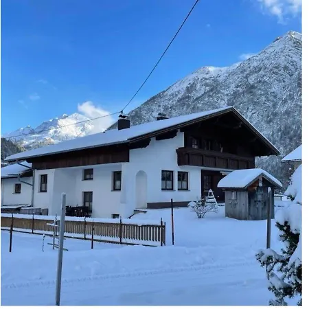 Alpenruhe Lägenhet Bach (Tyrol)